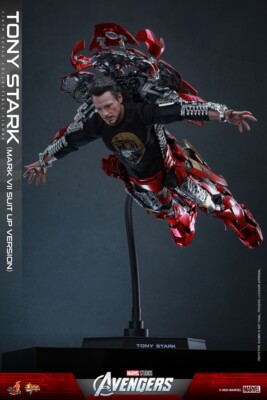Hot toys アイアンマン・マーク7(オープン・アーマー版) Iron Man Mark VII (Open Armor Version) Sixth Scale Diorama by Hot