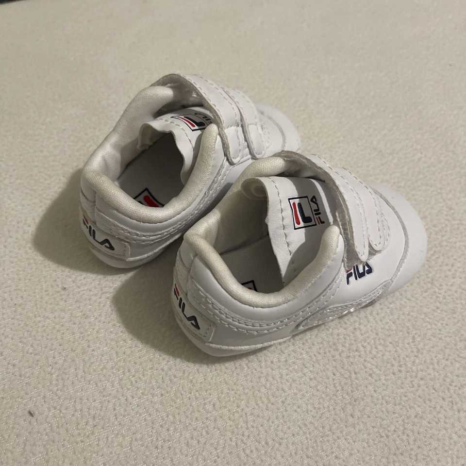 Zapatos de cuna Fila Disruptor II usados blanco-azul marino-rojo 7FM00614-125 bebé talla 1 Foto 3 de 4