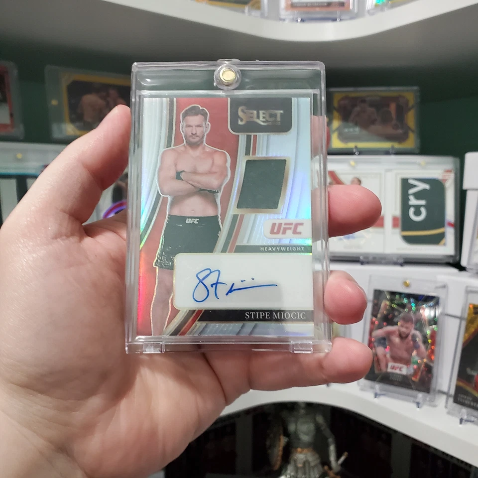 2022 Panini Select Stipe Miocic Autographed Memorabilia /199Auto - Image 4 of 4