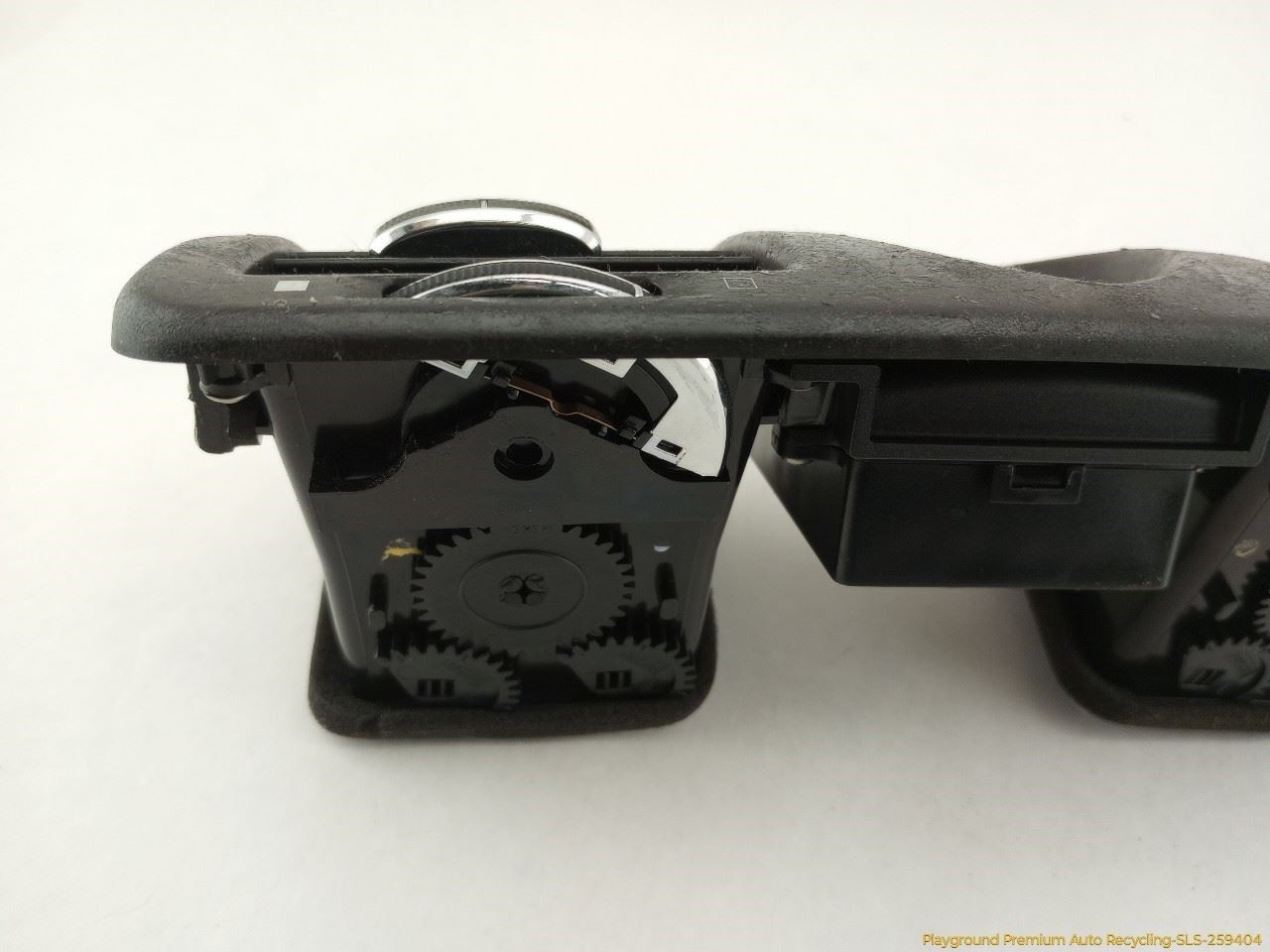 Maserati Quattroporte 2003-2008 Air vents Set P/N 223737