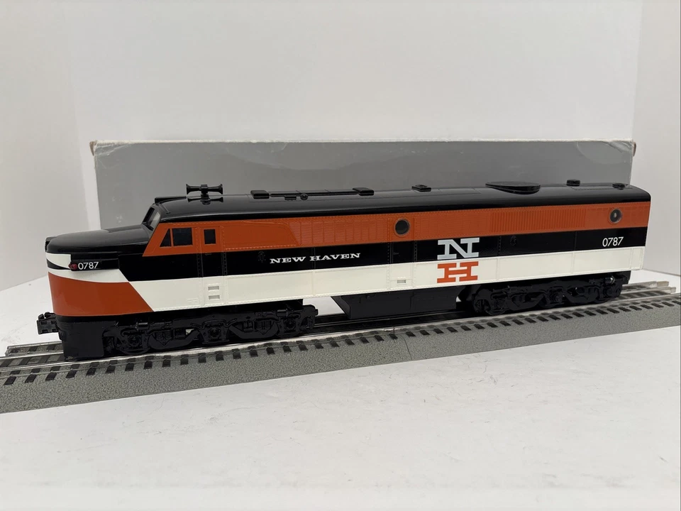 Williams Alco PA-1 New Haven Unpowered O Scale Diesel Locomotive #0787 EXCELLENT - Image 3 of 4
