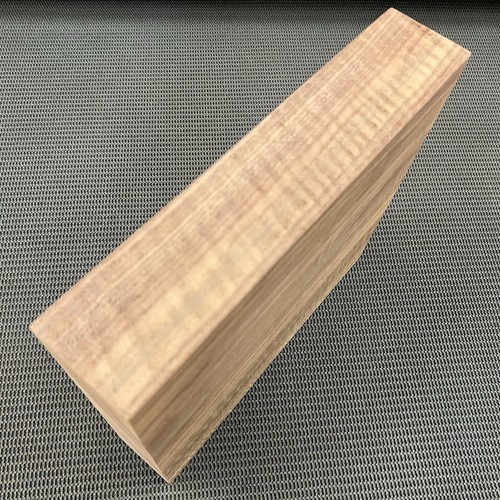 CW466 Rizado Claro Nogal Billet Bloque Talla Cuchillo Mango Juego Llamar 13.25" - Imagen 9 de 13