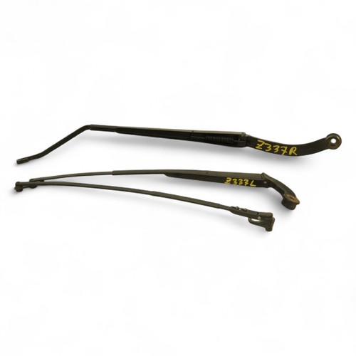 Maserati Quattroporte 2003-2012 Front Right Wiper arm P/N 81204300 Photo - $75