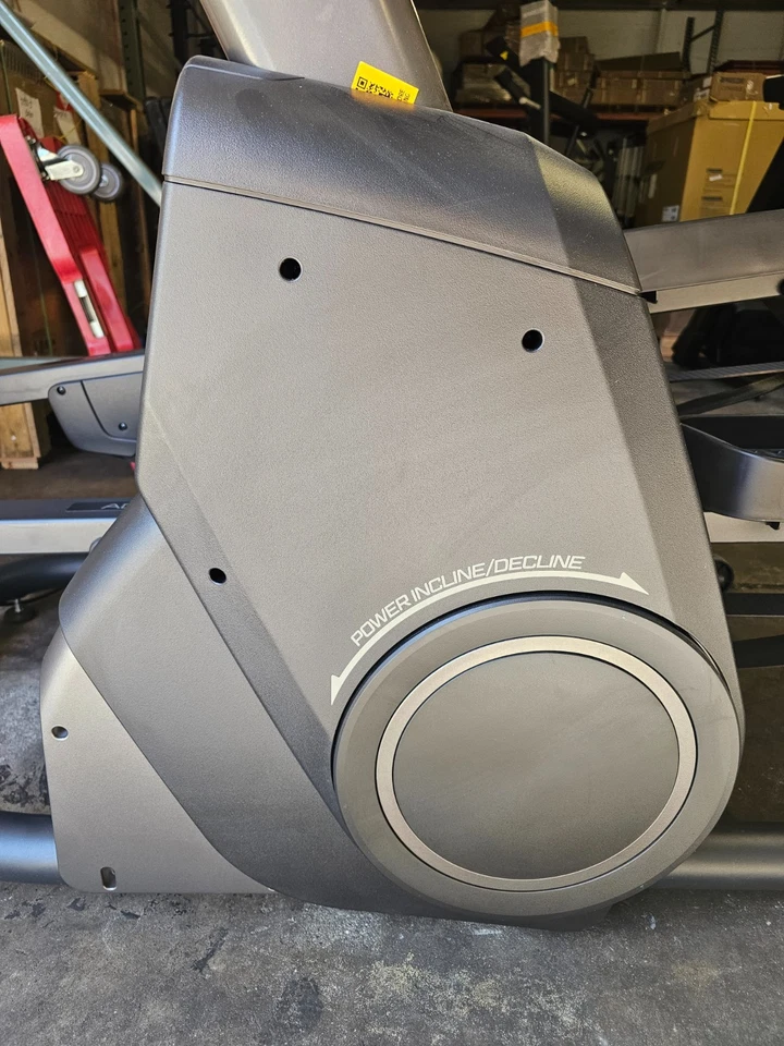 Entrenador elíptico NordicTrack x16 FreeStride iFit NTEL71625 1 año de garantía Foto 2 de 4