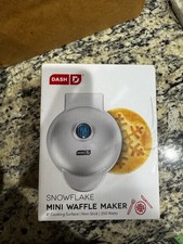 Mini Snowflake Waffle Maker