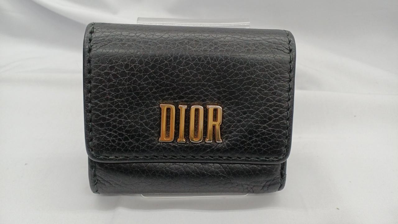 Dior Tri-Fold Leather Wallet for Women Elegant & Stylish