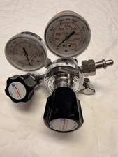 Air Liquide High Purity Two Stage Gas Regulator HPT270C-580 with CGA-350 Fitting