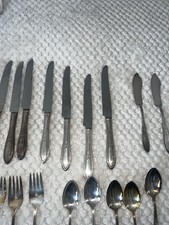 Wm. Rogers & Son or Oneida silver-plated flatware set