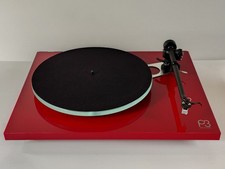 Rega Planar 3 Turntable with New Rega Carbon Cartridge