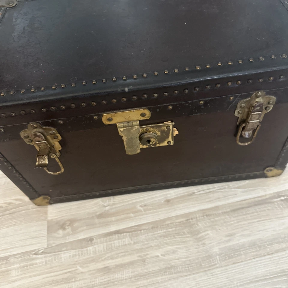 "Antiguo baúl de muñeca vaporera pequeña muestra vendedor estado original 18""11""10""" Foto 3 de 4