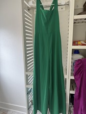 Green Solid Woven Polyester V-Neck Sleeveless...