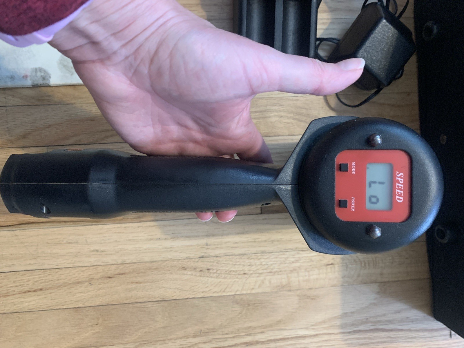 JUGS PROFESSIONAL SPORTS RADAR GUN w/ CASE, Batteries, Charger, Tested Works!!