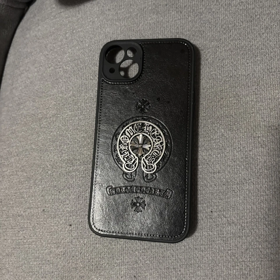 Хром сердца крест кожаный чехол для телефона Apple iphone 15 plus - Изображение 2 из 3