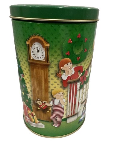 Vintage 1993 Reese’s peanut Butter Cups Tin Christmas Scene - Picture 4 of 4