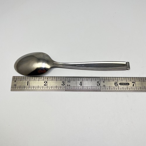 Oneida Piloti Acero Inoxidable Ovalado Lugar Cuchara Sopa Satinado Brillante Cubiertos EE. UU. Juego de 7 piezas - Imagen 6 de 6