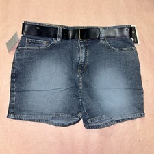 Vintage 1990 s Lee Rivited Denim Shorts With Belt, Deadstock Size 10