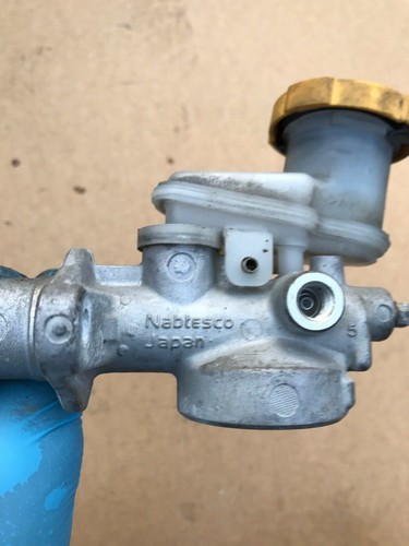 SUBARU IMPREZA 2008-2012 OEM Clutch Master Cylinder NABTESCO TESTED - Picture 6 of 6