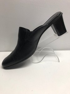naturalizer 2 inch heels