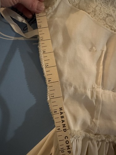 VTG Wedding Dress 1950s Floor Length Silk Or Satin w/ Train Lace Bodice Beaded - Picture 10 of 18