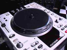 Denon DN-s3500 professional cd controller