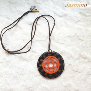 Colgante de laca de cuerno de flores, joyería vintage, regalo único...