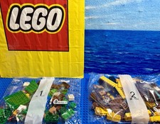 Complete LEGO Minecraft Bee Cottage 21241 SEALED Bags No Book Zombie, Bear Skin