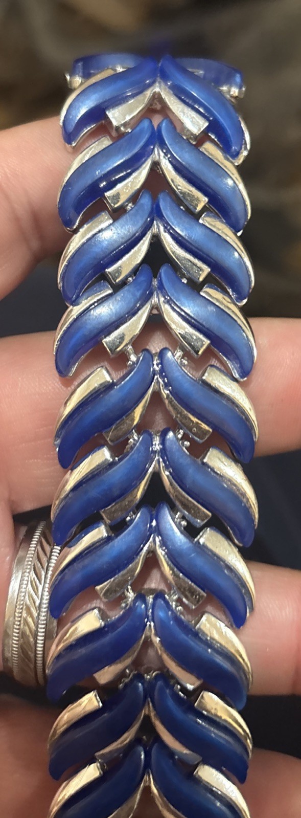 Picture 3 of 5