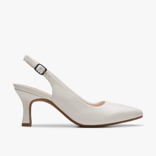 Clarks Women KATALEYNA STEP 26177216 - White | Free Shipping in Canada