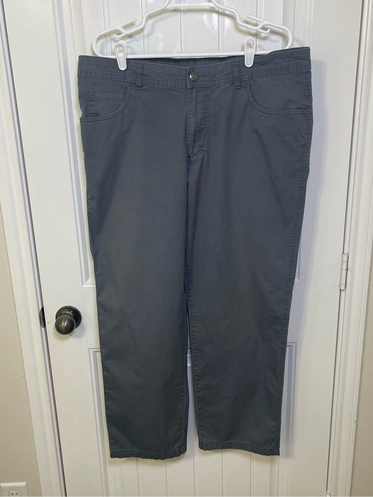 Columbia Men’s 38x30 Rapid Rivers Pants Gray Chino Outdoor Hiking Fishing Golf
Opens in a new window