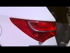 Driver Tail Light SWB Sport Incandescent Bulb Fits 13-16 SANTA FE 1157178