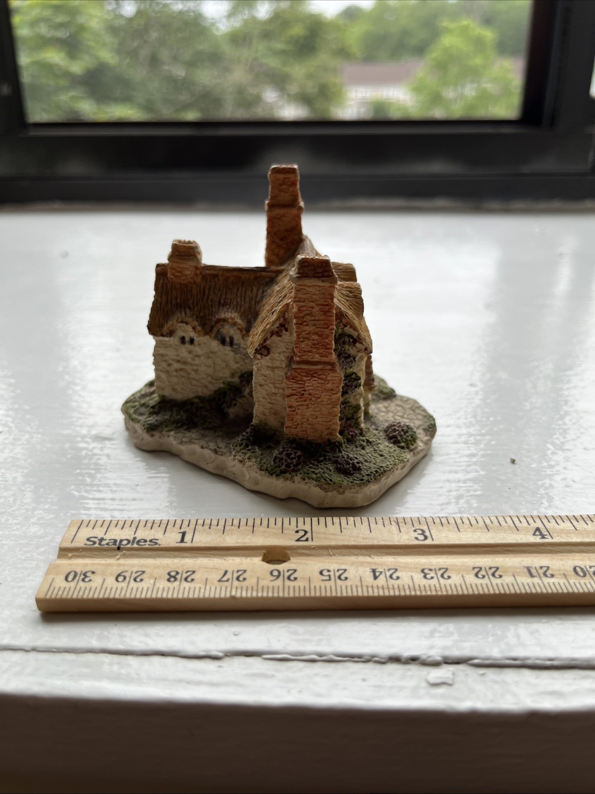 Russ Berrie & Co Ivy Cottage No. 6915 English Countryside Peter James Collection