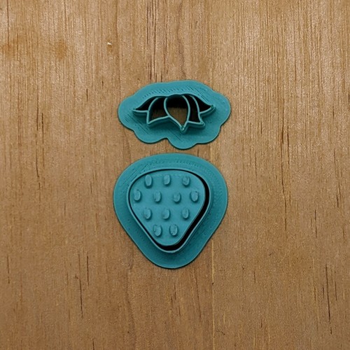 Strawberry Delight 3-Pc Cutter & Stamp Set: Cookies, Ceramics, Clay, Fondant - Picture 2 of 6