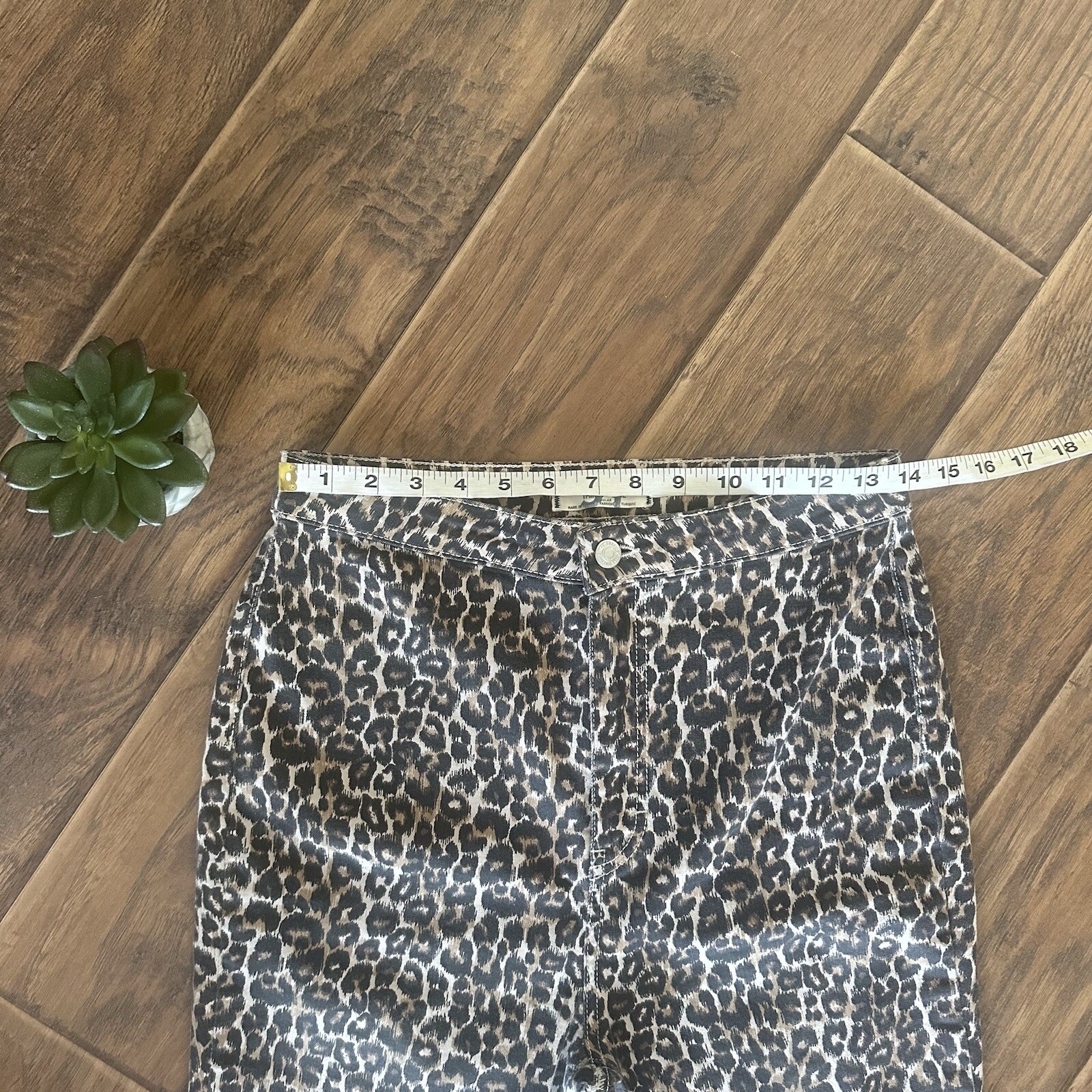 We The Free Just Float On leopard - image 4