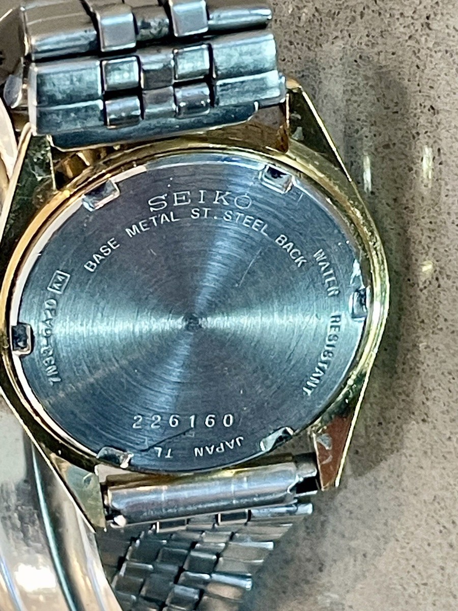 Seiko Men's Wrist Watch 7N33-6A20 Water Resistant Gold Tone New