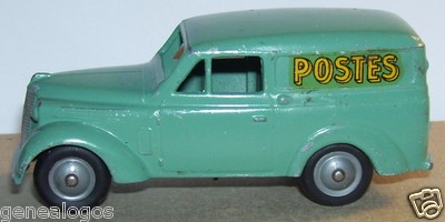 Renault Juvaquatre Dauphinoise 1956 in vendita a