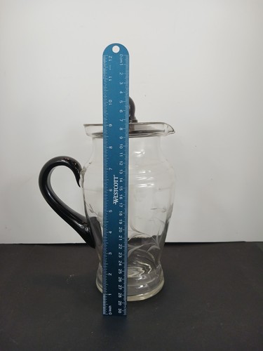 Vintage Art Deco Clear Glass Pitcher Black Lid And Handle And Etched Flowers 9" - Picture 3 of 12
