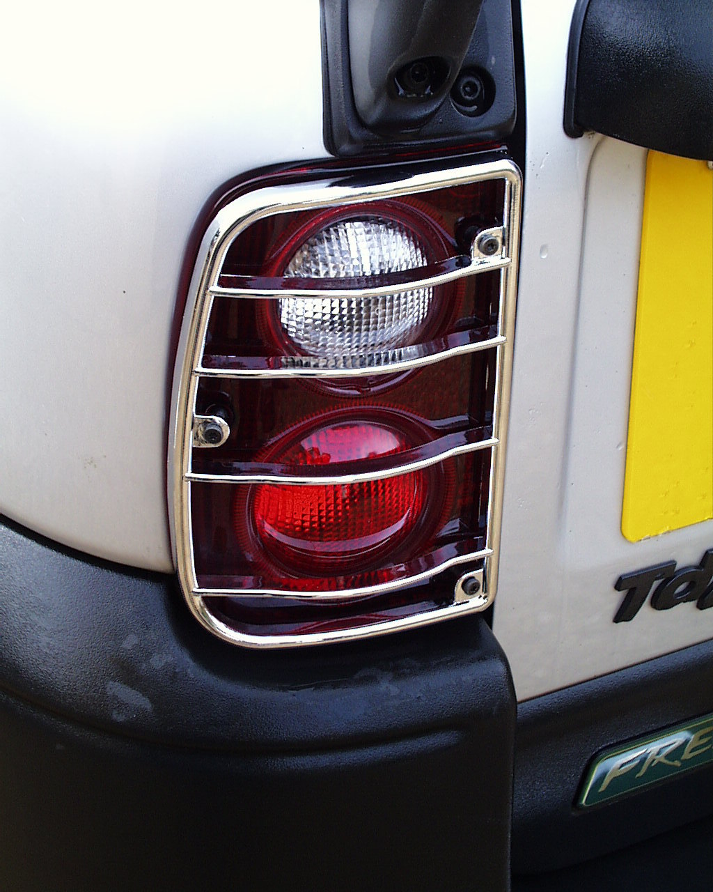 Chrome Rear light Guard Kit for Land Rover Freelander upto 2004 eBay