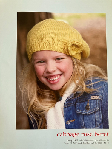 Sirdar Strickmuster Kind Aran 17 Designs Pullover Mütze Strickjacke 383 890.1.2 - Bild 11 von 15