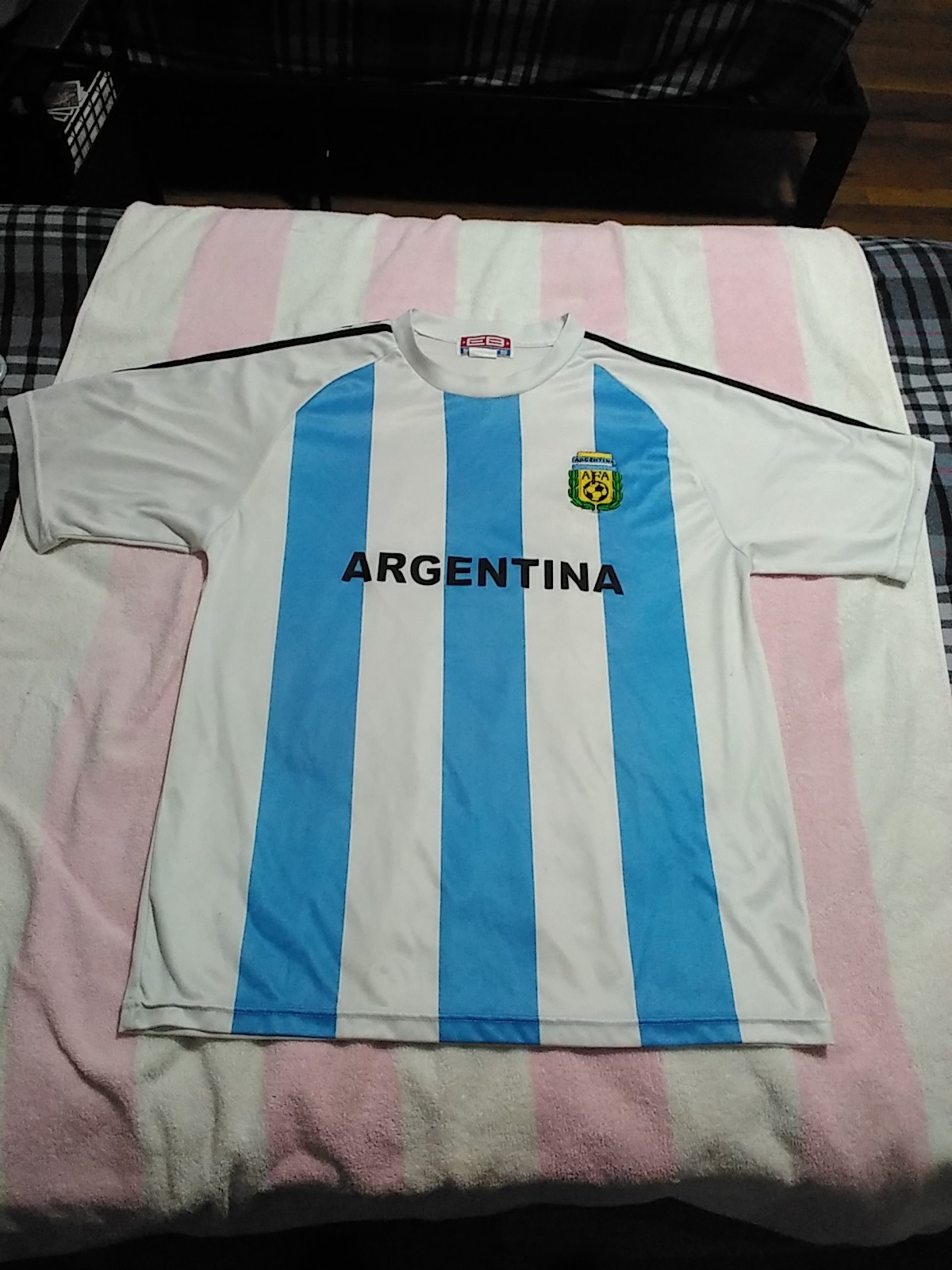 Argentina soccer jersey Blue Stripes, Size Large Good Condition