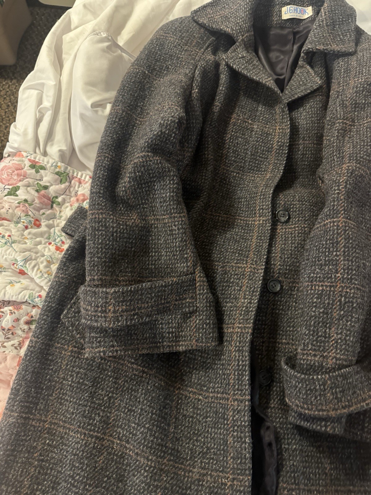 J.G. Hook Gray Plaid Collared Button Overcoat Poc… - image 5