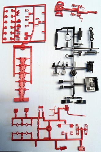 Kibri 10508 Bausatz Schwerlastsattelzug Mercedes Benz Titan ungebaut 1:87 H0 - Bild 4 von 12