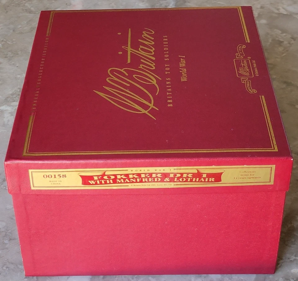 Britains Fokker DR1 With Manfred & Lothair 00158 WWI Special Collectors Edition - Image 4 of 4