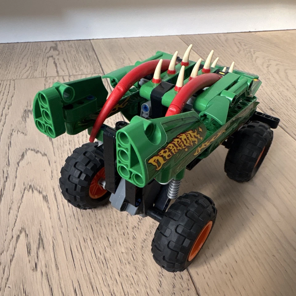 LEGO Technic 42149 Monster Jam Dragon, photo 2 of 4