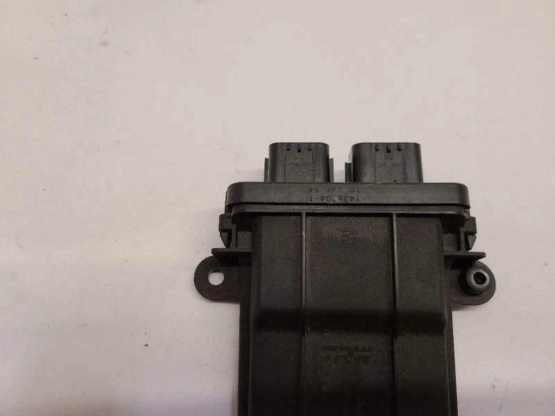 Módulo de asiento Jeep Compass 2007-17 debajo del asiento del conductor Foto 2 de 4