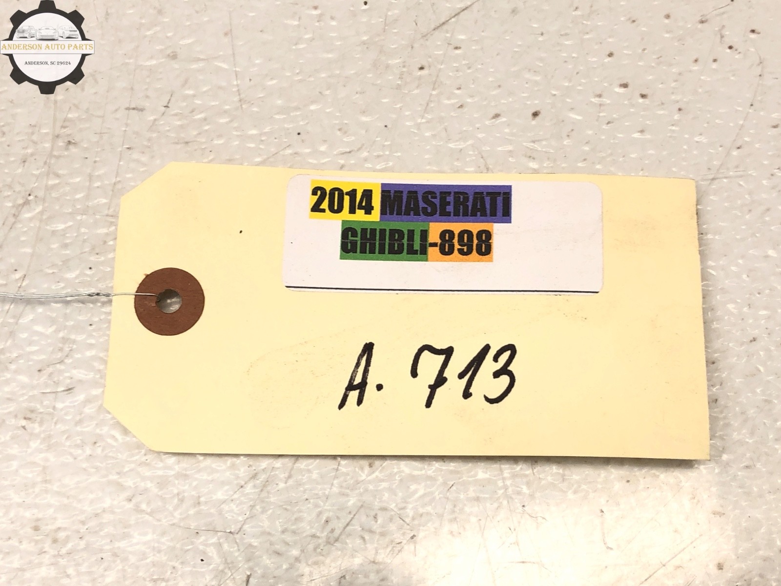 2014-2019 MASERATI GHIBLI S Q4 FUEL POCKET W/ DOOR LID OEM
