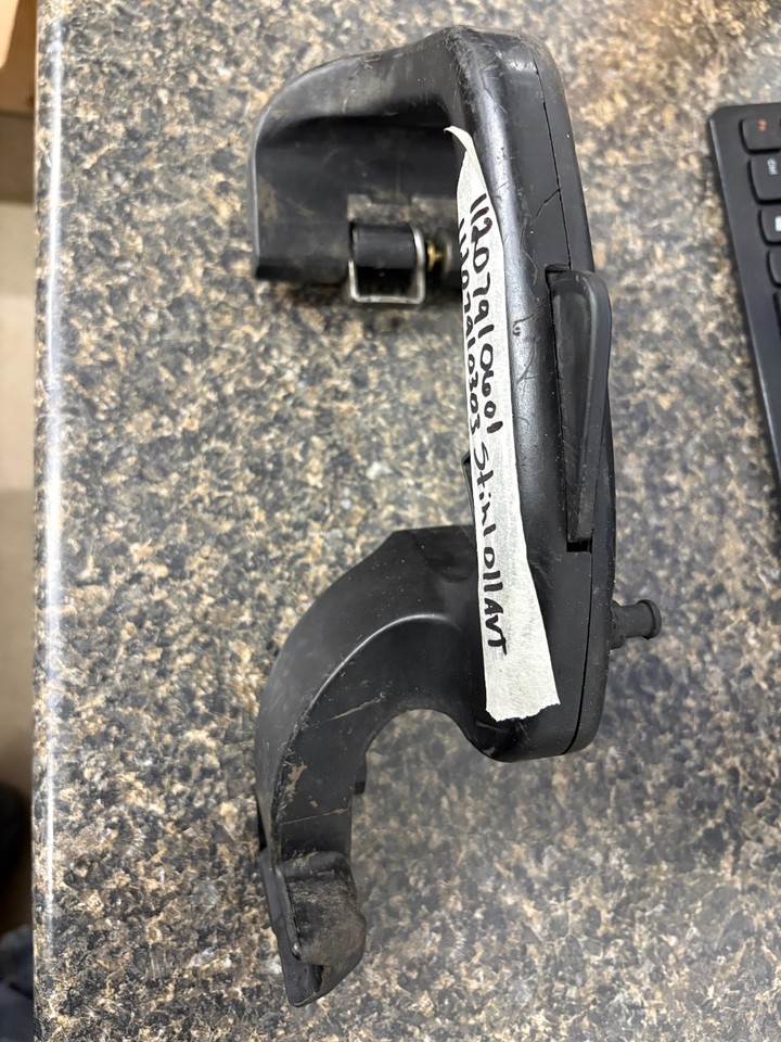 Stihl 011 AVT Used OEM Top Handle Assembly off of a gently used saw | eBay