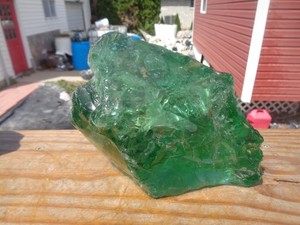 Glass Rock Slag Pretty Clear Green 3.2 lbs 24D Landscaping Aquarium