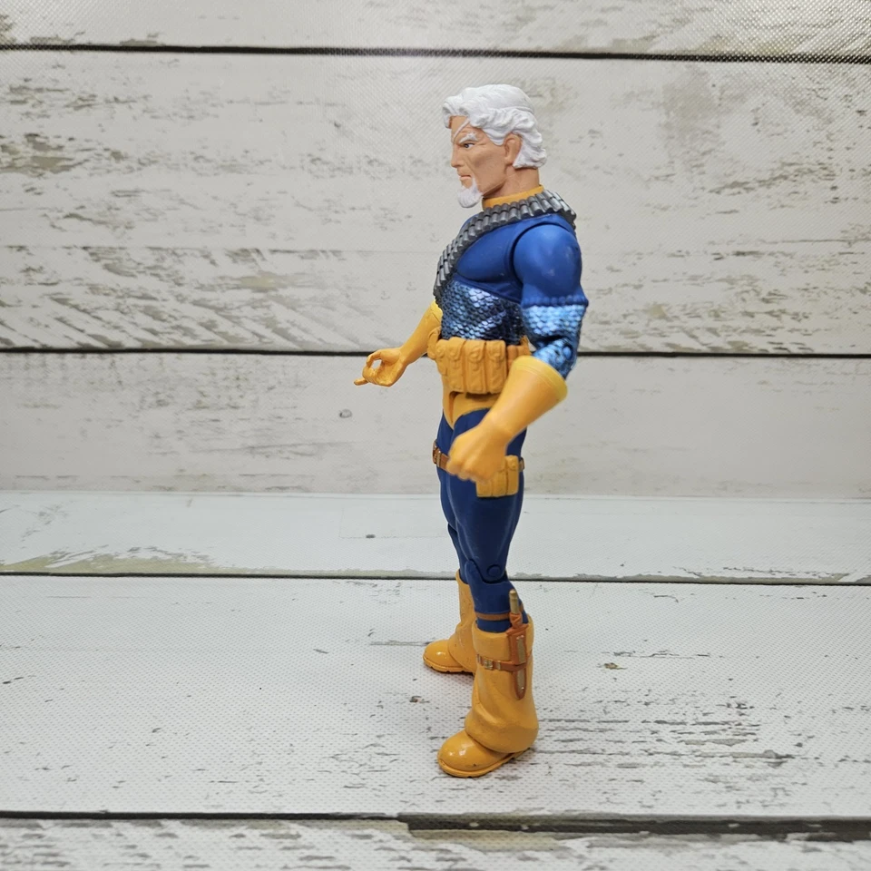 Figura de acción DC Direct The New Teen Titans Deathstroke Unmasked 2008 6,5" Foto 2 de 4