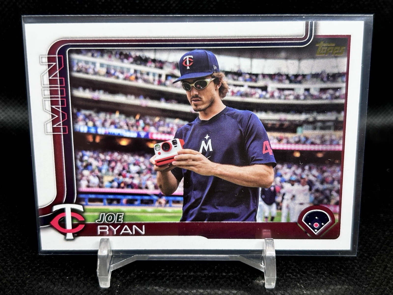 2025 Topps Series 1 - Joe Ryan #40 Golden Mirror Image Variation