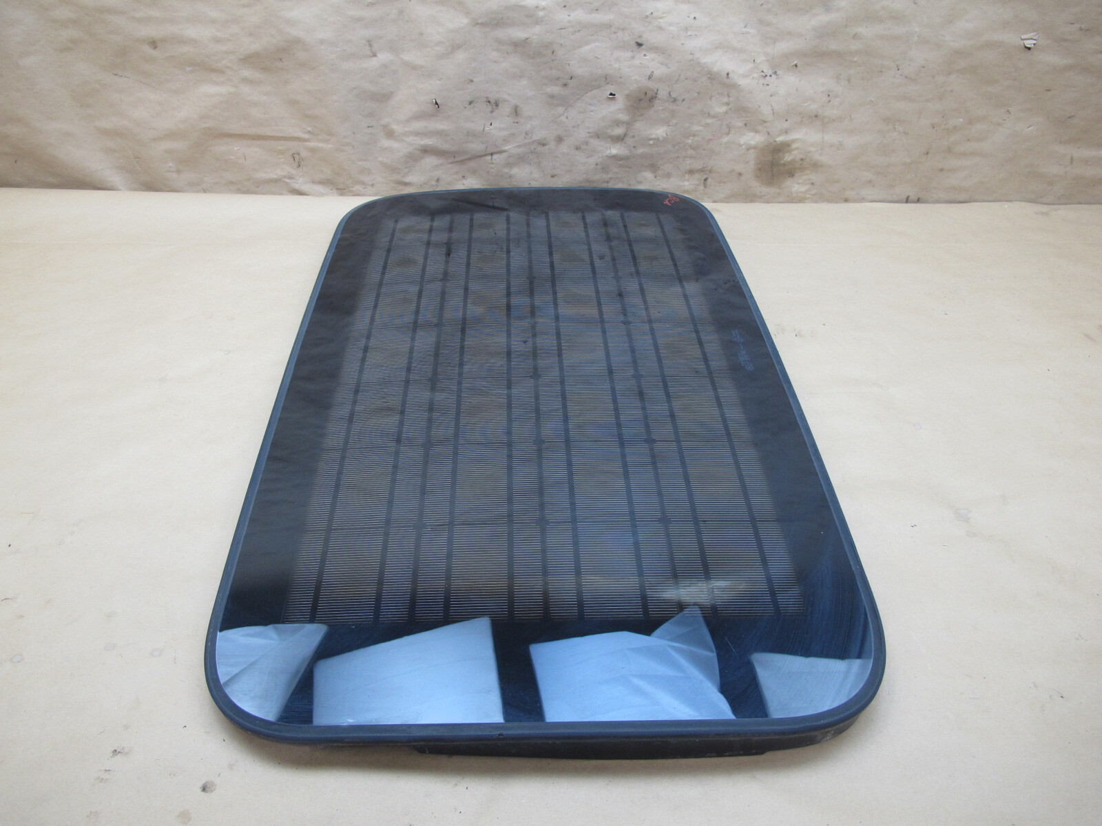2006-2012 BENTLEY FLYING SPUR FRONT UPPER SUNROOF MOON ROOF GLASS WINDOW PANEL